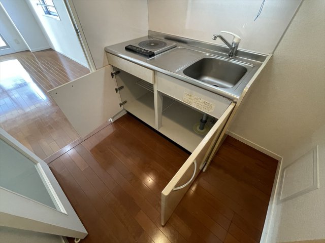 キッチン　IHコンロのシステムキッチン
