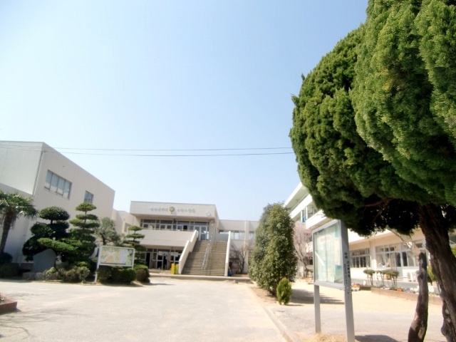 小学校　春日部市立小渕小学校（小学校）まで1735m