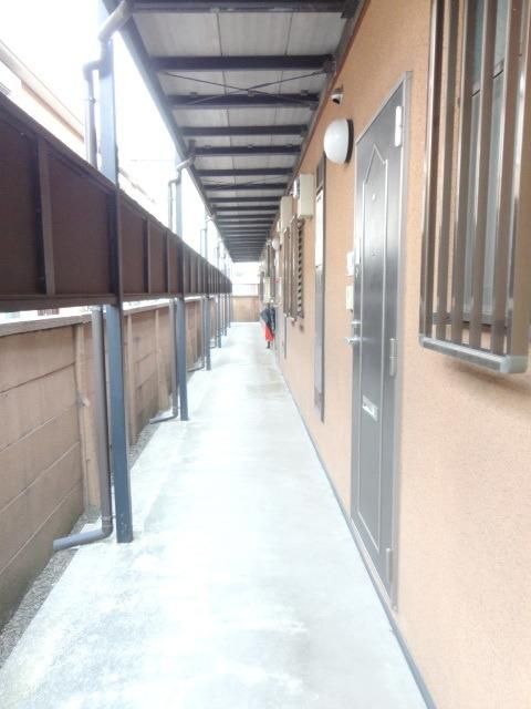 エントランス　玄関通路