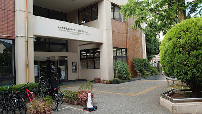 図書館　横浜市中図書館（図書館）まで210m