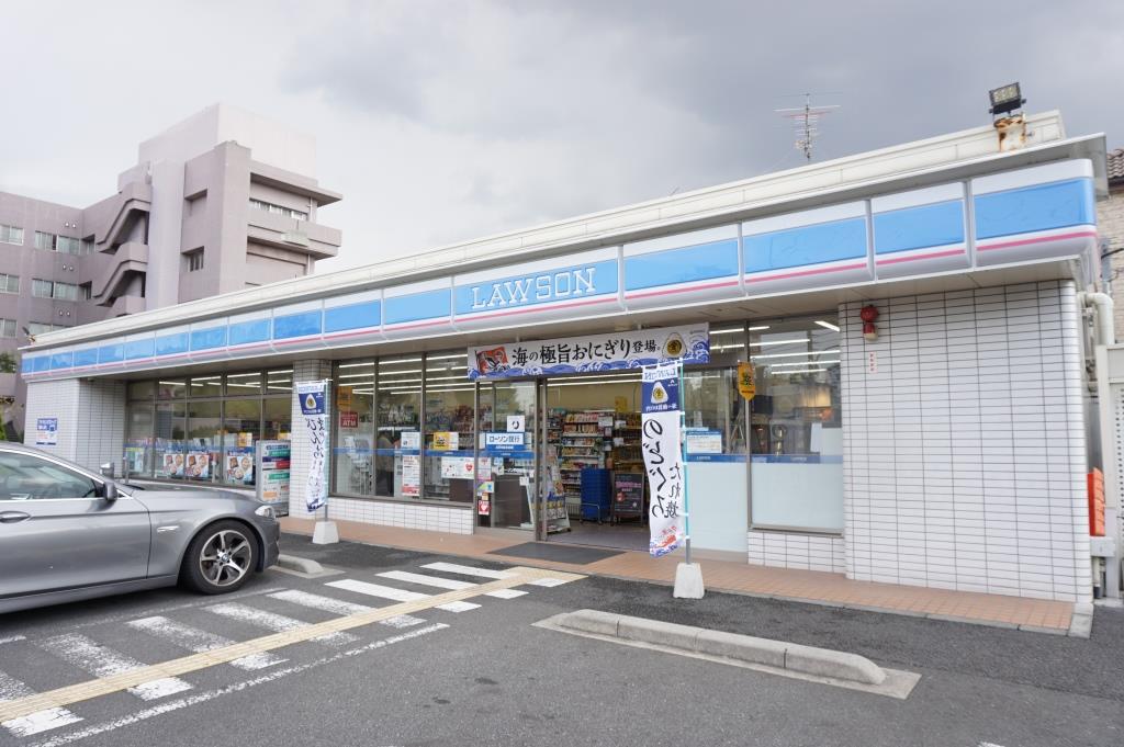 コンビニ　ローソン 戸田新曽小玉店（コンビニ）まで694m