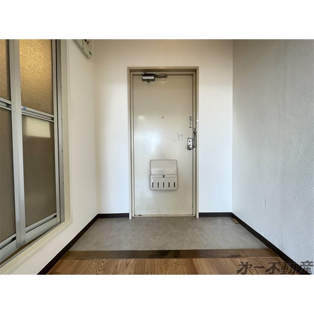 玄関　玄関