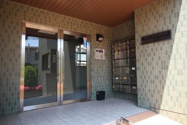 エントランス　★オートロック付エントランスで安心ですね★
