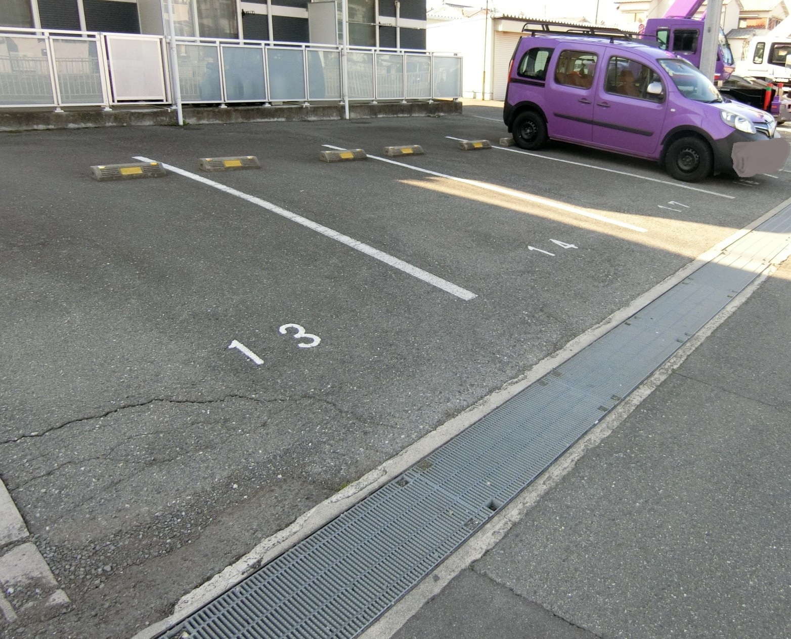 駐車場　敷地内駐車場！空き確認はお問い合わせください☆