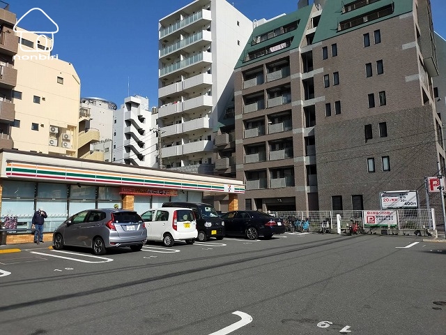 コンビニ　セブンイレブン横浜不老町1丁目店（コンビニ）まで184m