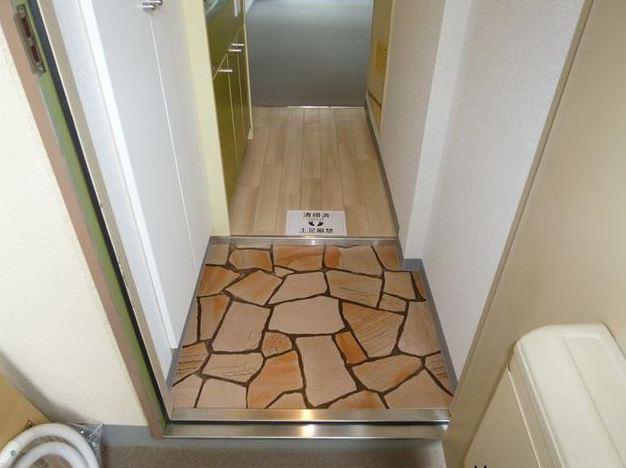玄関　※別部屋写真