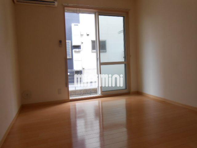 GフィールドIIの居間写真