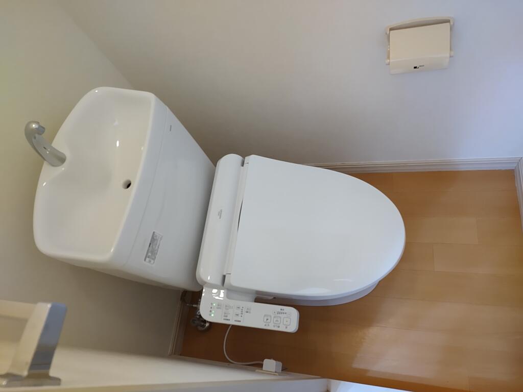 ＪＲ東北本線 船岡駅 徒歩17分 2階建 築34年のトイレ写真