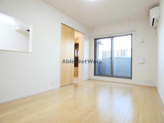 居室・リビング　同型モデル