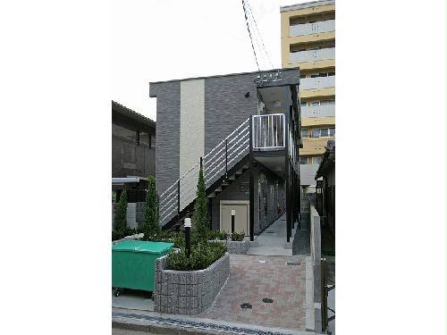 レオパレス熊野町東の建物外観