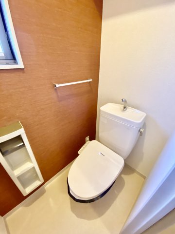 【シャーメゾン新堂のトイレ】