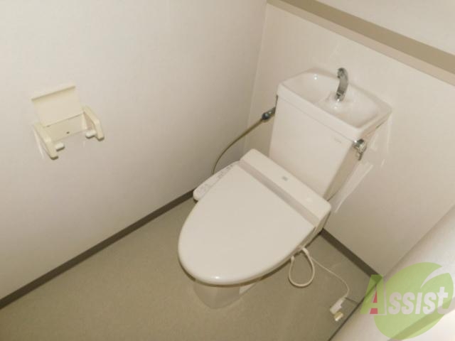 【神戸市中央区海岸通のマンションのトイレ】