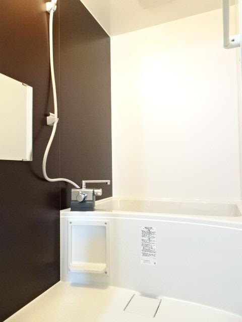 バス・シャワールーム　バス・トイレ別