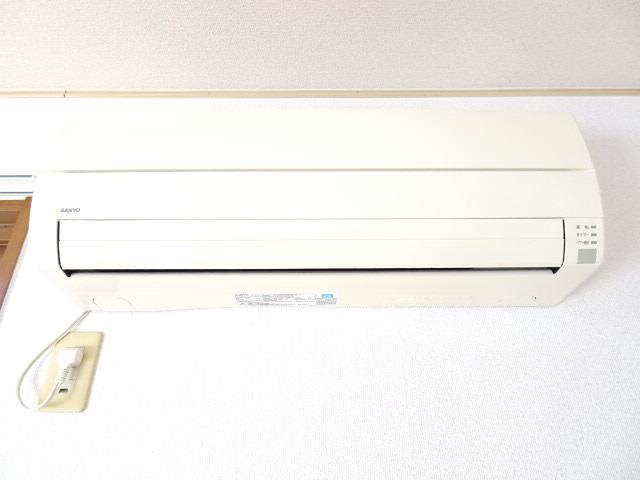 その他設備　リビングエアコン