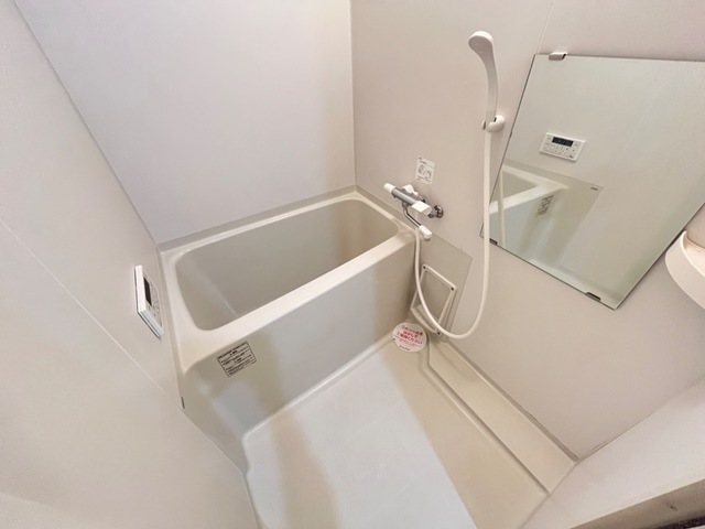 バス・シャワールーム　浴室換気乾燥機付き