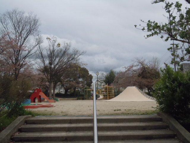 公園　宝が丘公園（公園）まで522m