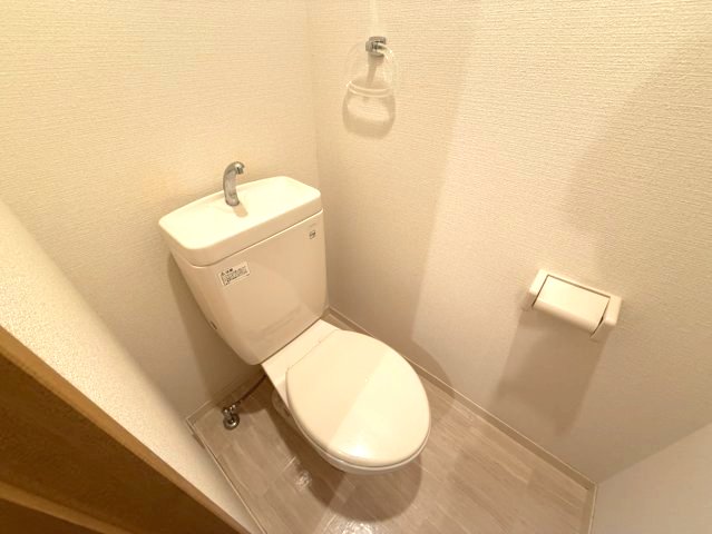 トイレ　清潔感のあるトイレです