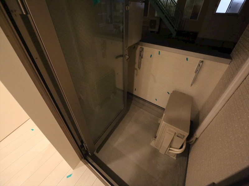 バルコニー　バルコニー