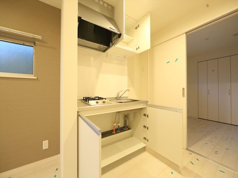 キッチン　システムキッチン（ガス2口コンロ付）