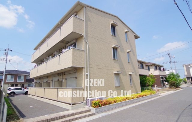 グランシャリオの建物外観