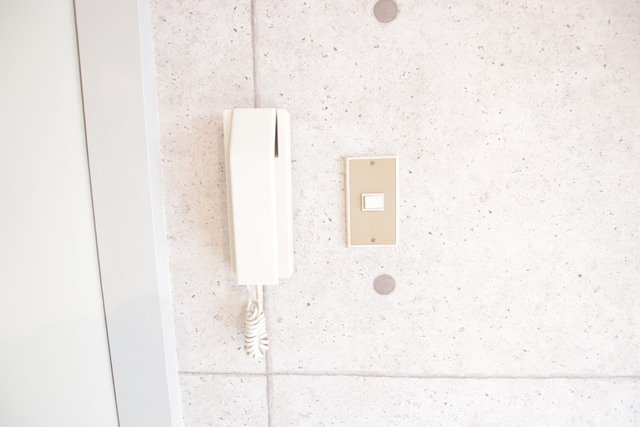 セキュリティ　インターホン完備しております。