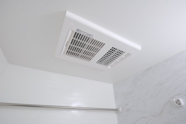 その他設備　浴室乾燥機