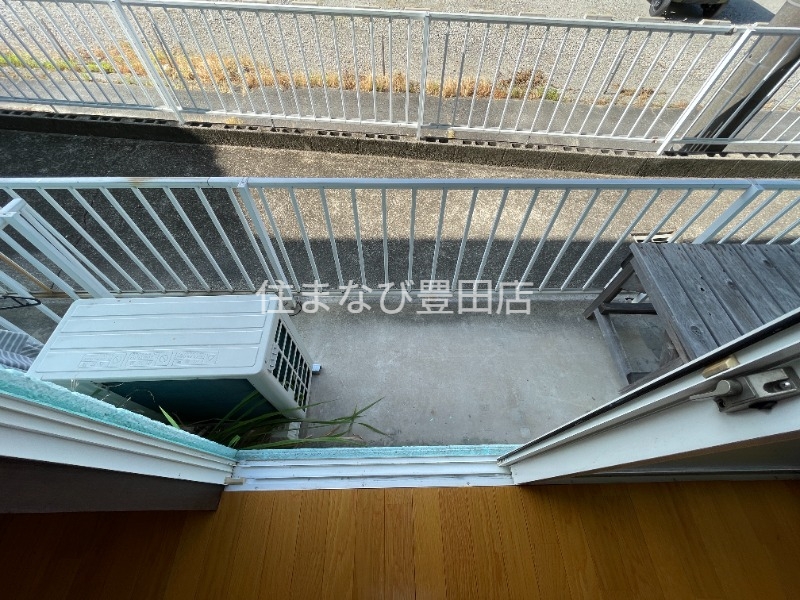 バルコニー　同型別部屋写真