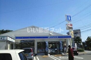 コンビニ　ローソン 高知福井町店（コンビニ）まで652m