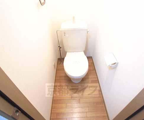 トイレ　もちろん、バストイレ別！