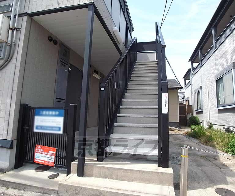 その他共有部分　玄関口です