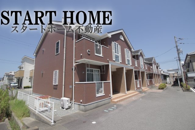 建物外観　落ち着いた雰囲気の外観です