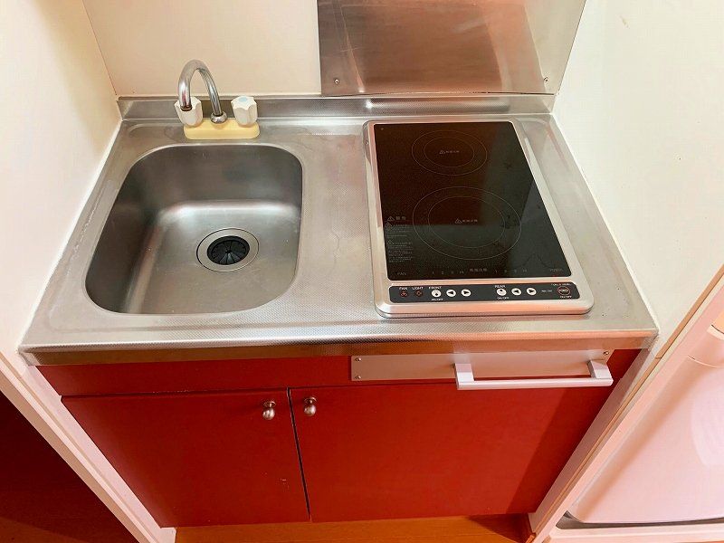 キッチン　同タイプ部屋の写真となり設備等は現況と異なる場合があります。