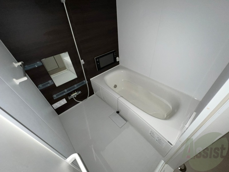 バス・シャワールーム　お風呂になります。一日の疲れを癒してくださいね。