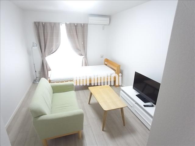 居室・リビング　家具はイメージです