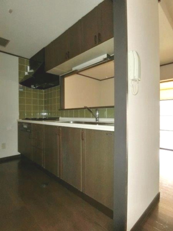 キッチン　図面と現状に相違がある場合には現状を優先．．．