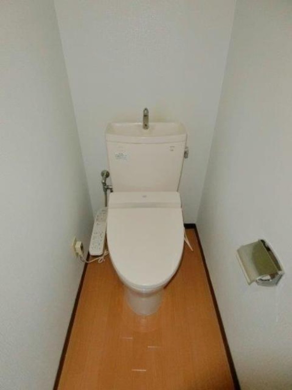 トイレ　図面と現状に相違がある場合には現状を優先．．．