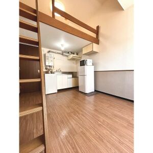 居室・リビング　★家賃交渉相談可！★家電セット無料設置可！★デザインロフト！