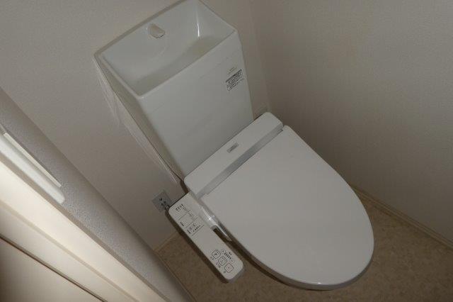 トイレ　ウォシュレット