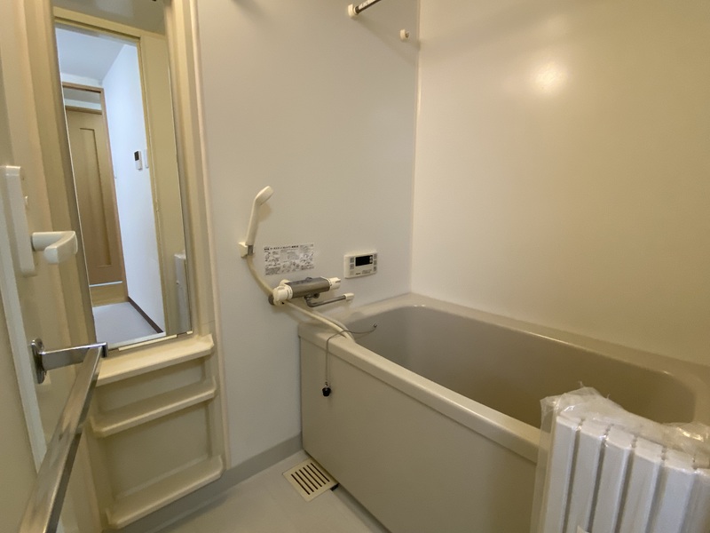 バス・シャワールーム　風呂