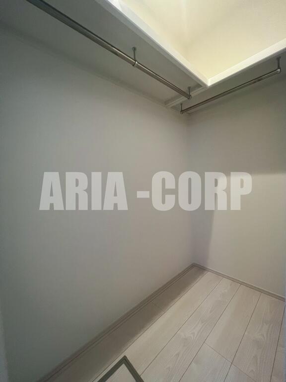 収納　（同仕様）大容量のウォークインクローゼットです♪