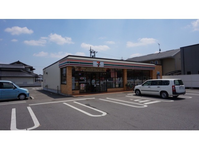 コンビニ　セブンイレブン小金井駅東店（コンビニ）まで940m