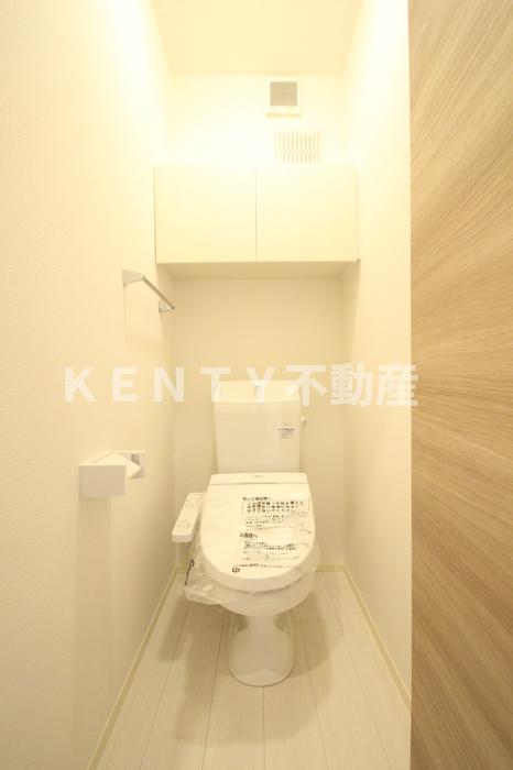 トイレ　落ち着いたトイレです