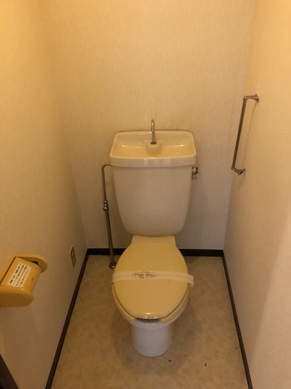 トイレ　別部屋参考