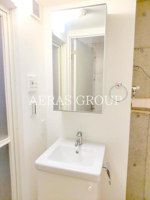 洗面設備　同仕様