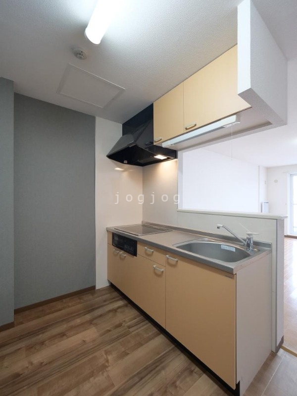 キッチン　家具の配置がしやすい独立キッチンです。