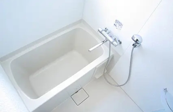 バス・シャワールーム　風呂