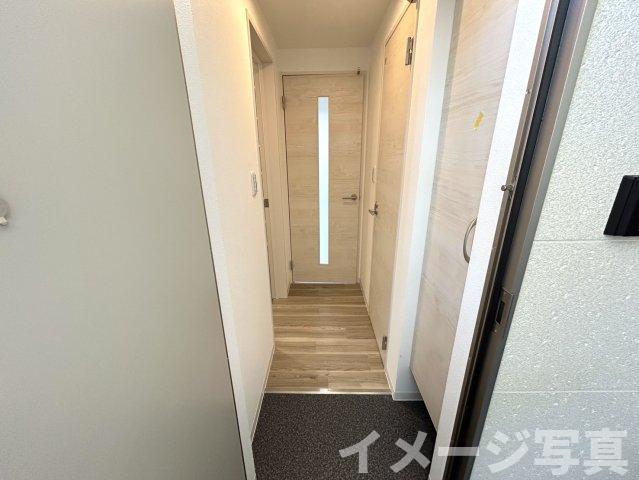 玄関　同タイプ写真