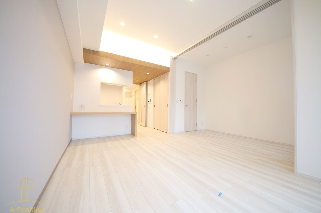 居室・リビング　CASA REGULUS FUKUSHIMA NODA