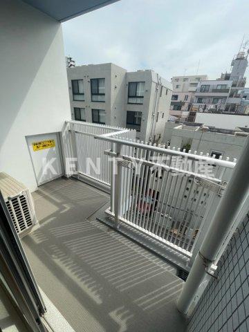 バルコニー　落ち着いた時間を過ごせるバルコニーです