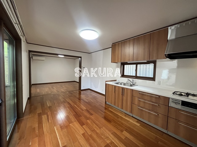 居室・リビング　開放感のあるゆったりとしたお部屋です♪